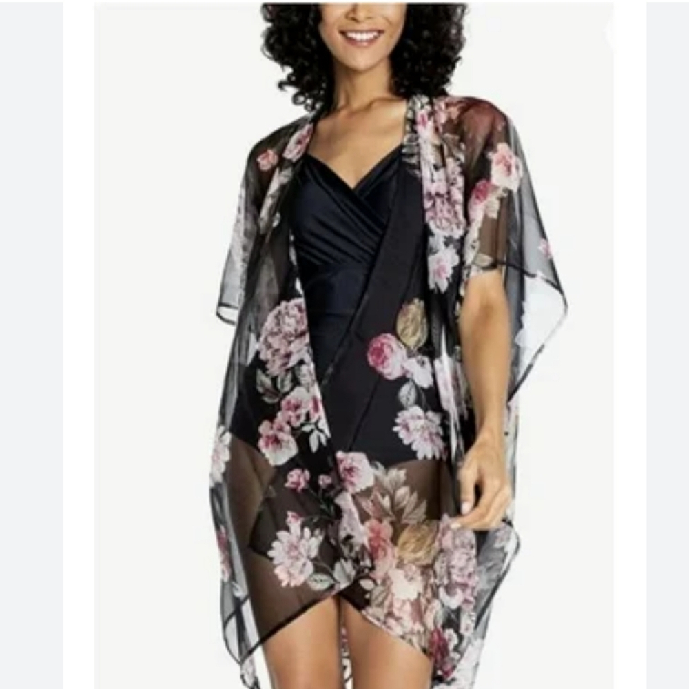 Cyn & Luca 1 Piece Swimsuit & Kimono Set Bathing Suit & Cover-Up